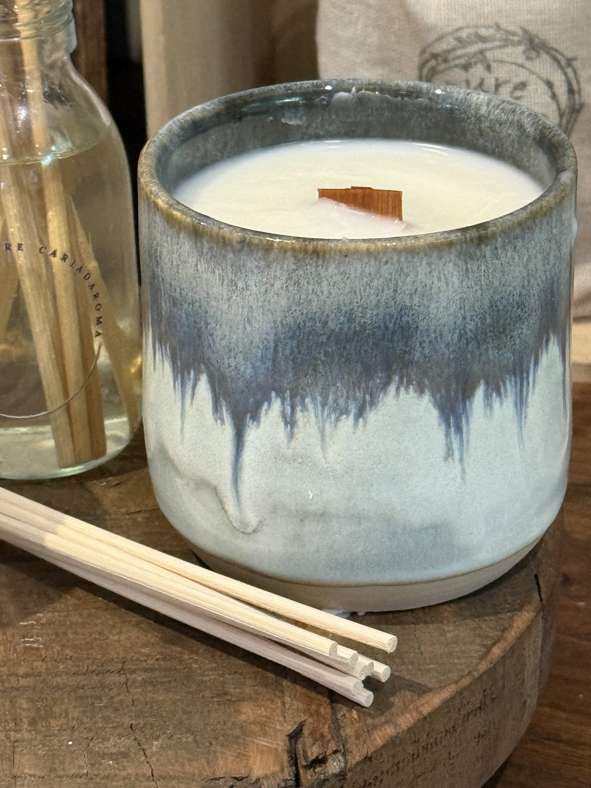 pure cariad ceramic refillable candles and diffusers refills pure essential oils pure soy wax wood wick rattan reeds